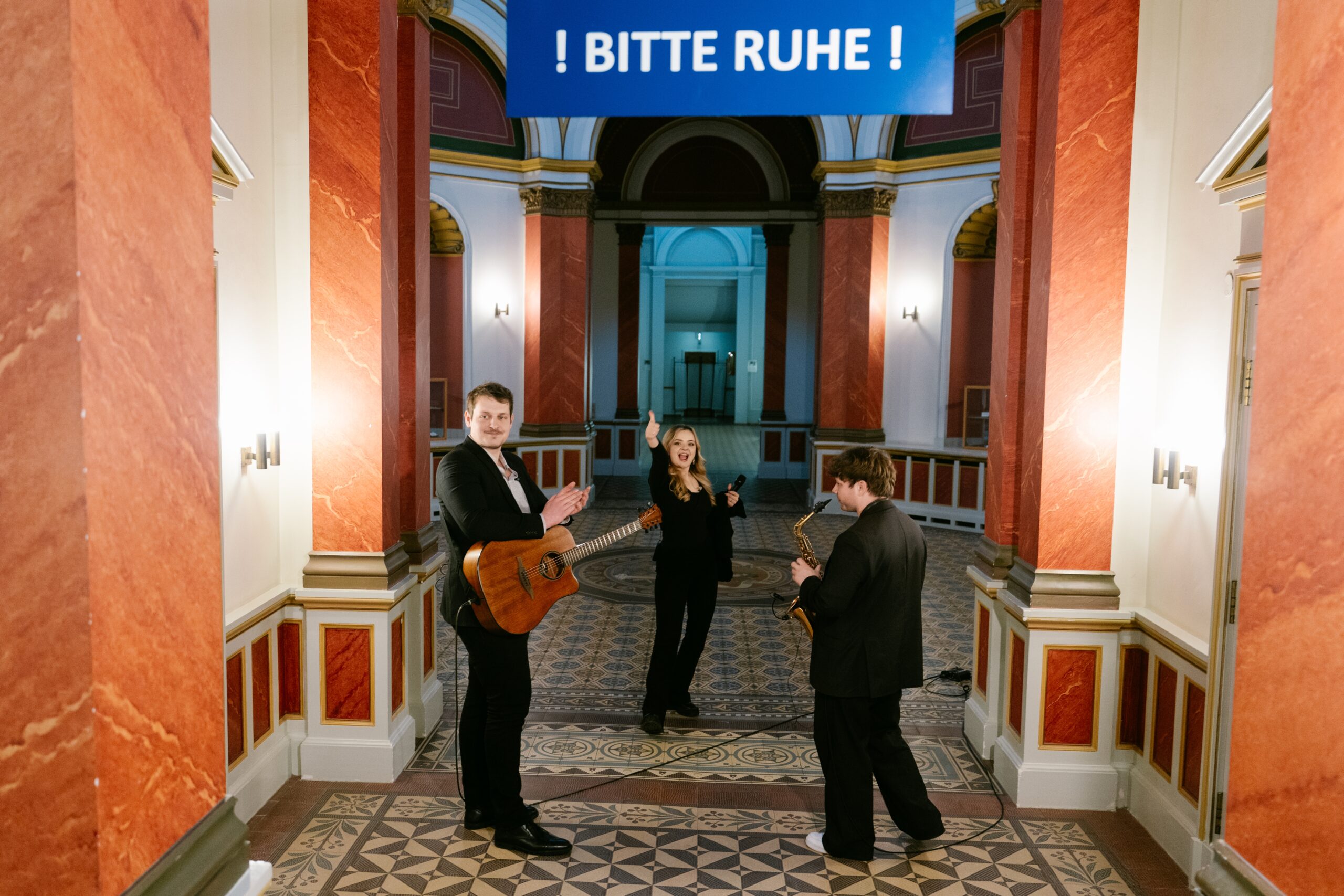 Akustik Duo für Hochzeiten und Events. Erweiterbare Besetzung mit Saxophon oder Cello